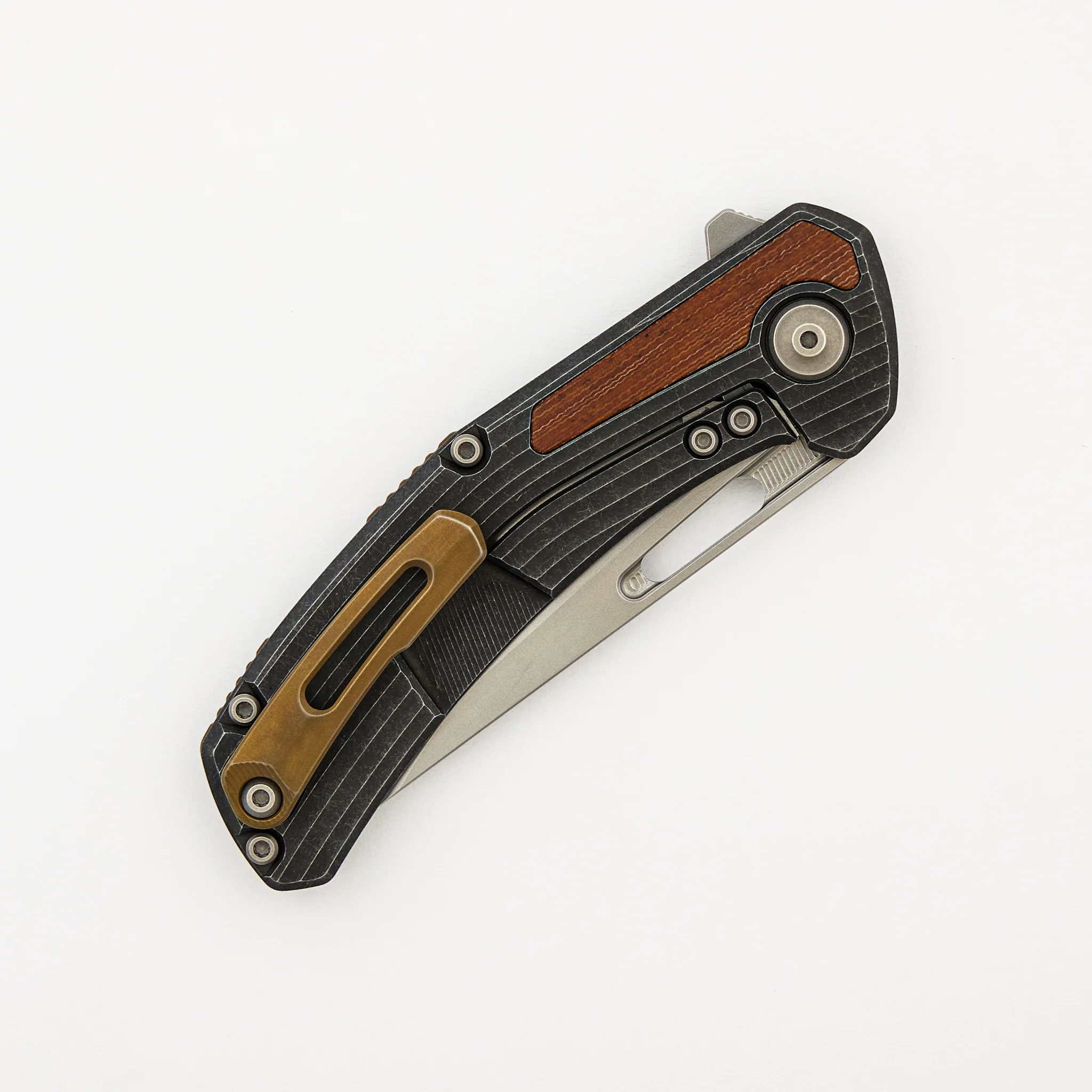 Archer - Ridged Titanium Handle W/ Vintage Micarta Inlay - MagnaCut Blade - Bronze accents - Image 4