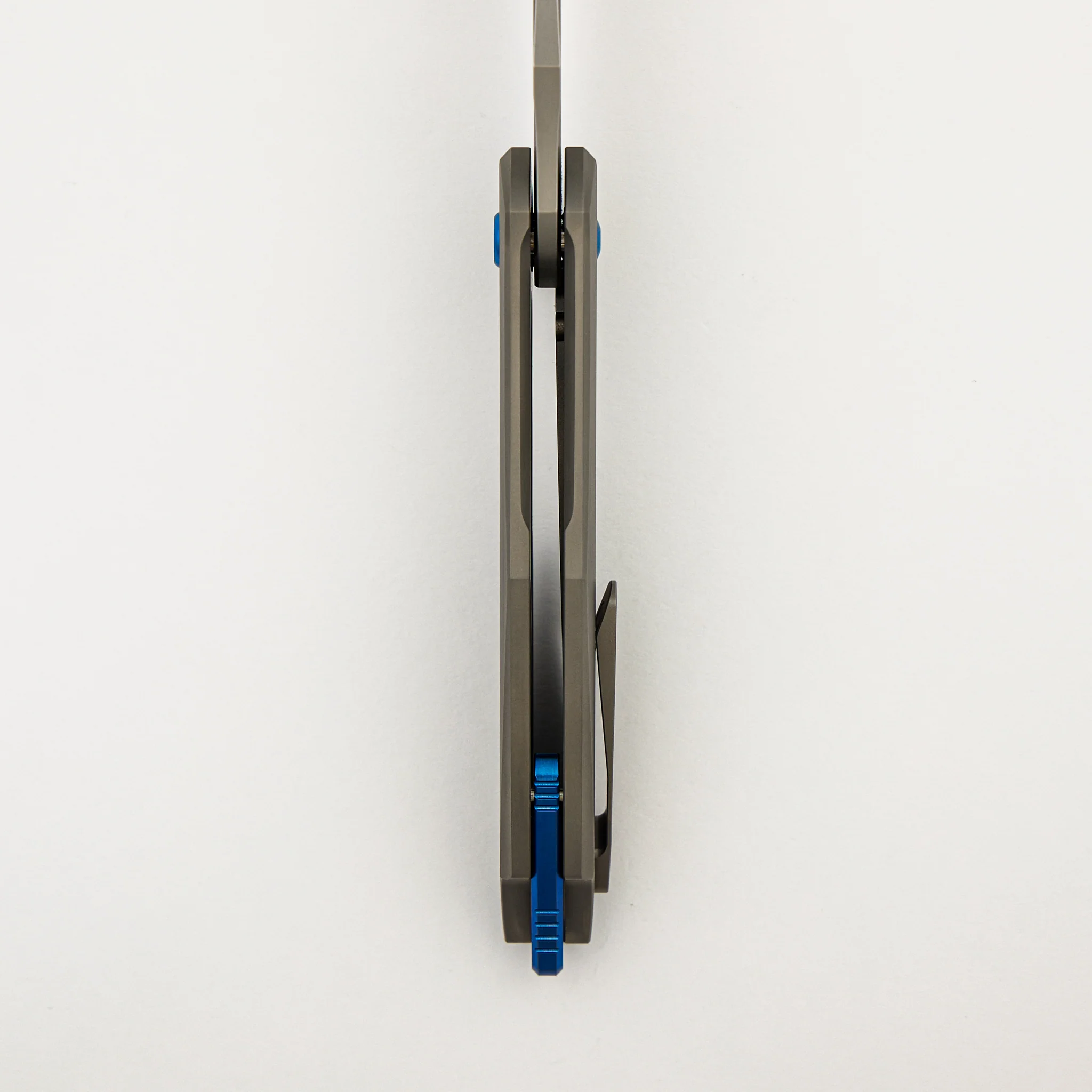 Arius - Pinstripe Titanium Handle - Blue Hardware - Burnished W/ Polished Flats M390 Blade - Image 7