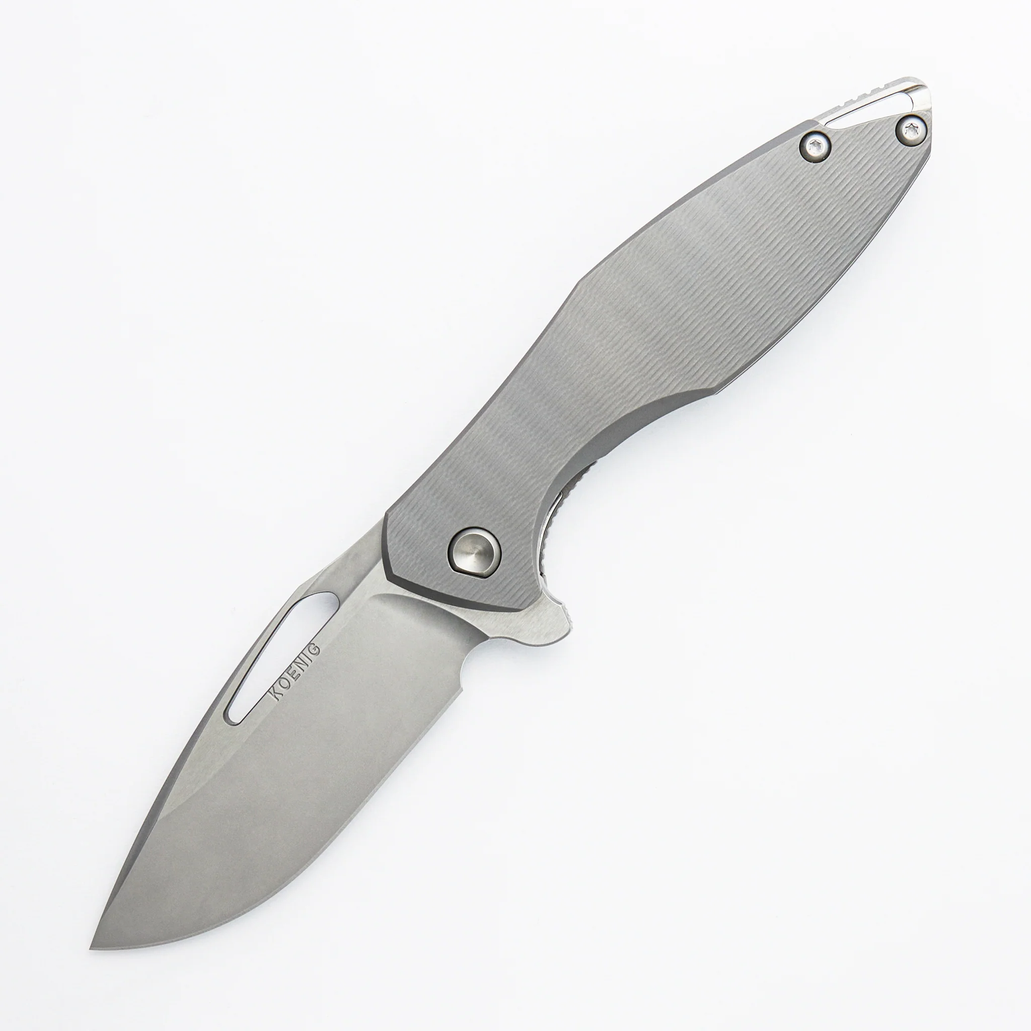 Arius - Plexa Titanium Handle - Silver Hardware - Burnished w/ Polished Flats M390 Blade