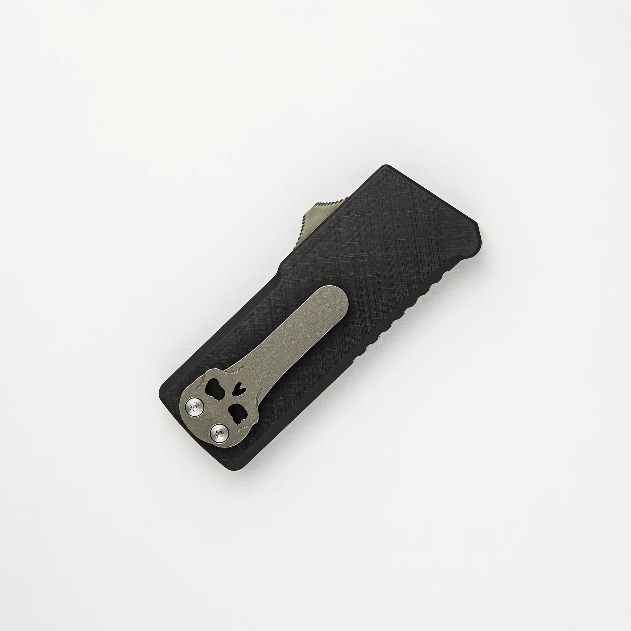 C.H.U.B OTF Utility Razor - Black Cross-Hatch Aluminum Handle - Image 4