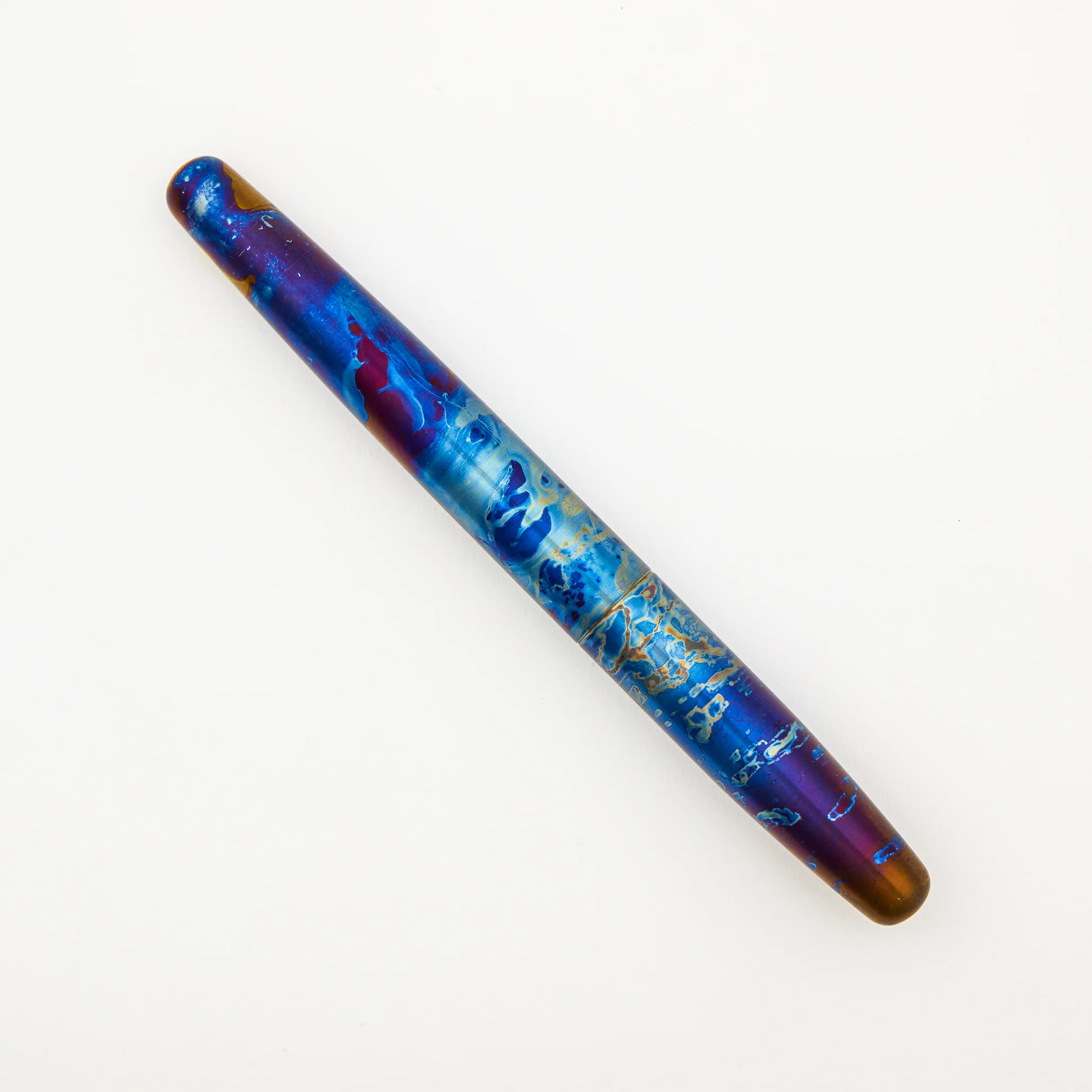 Chonk Fountain Pen - Titanium - Fade Flamed - Image 4