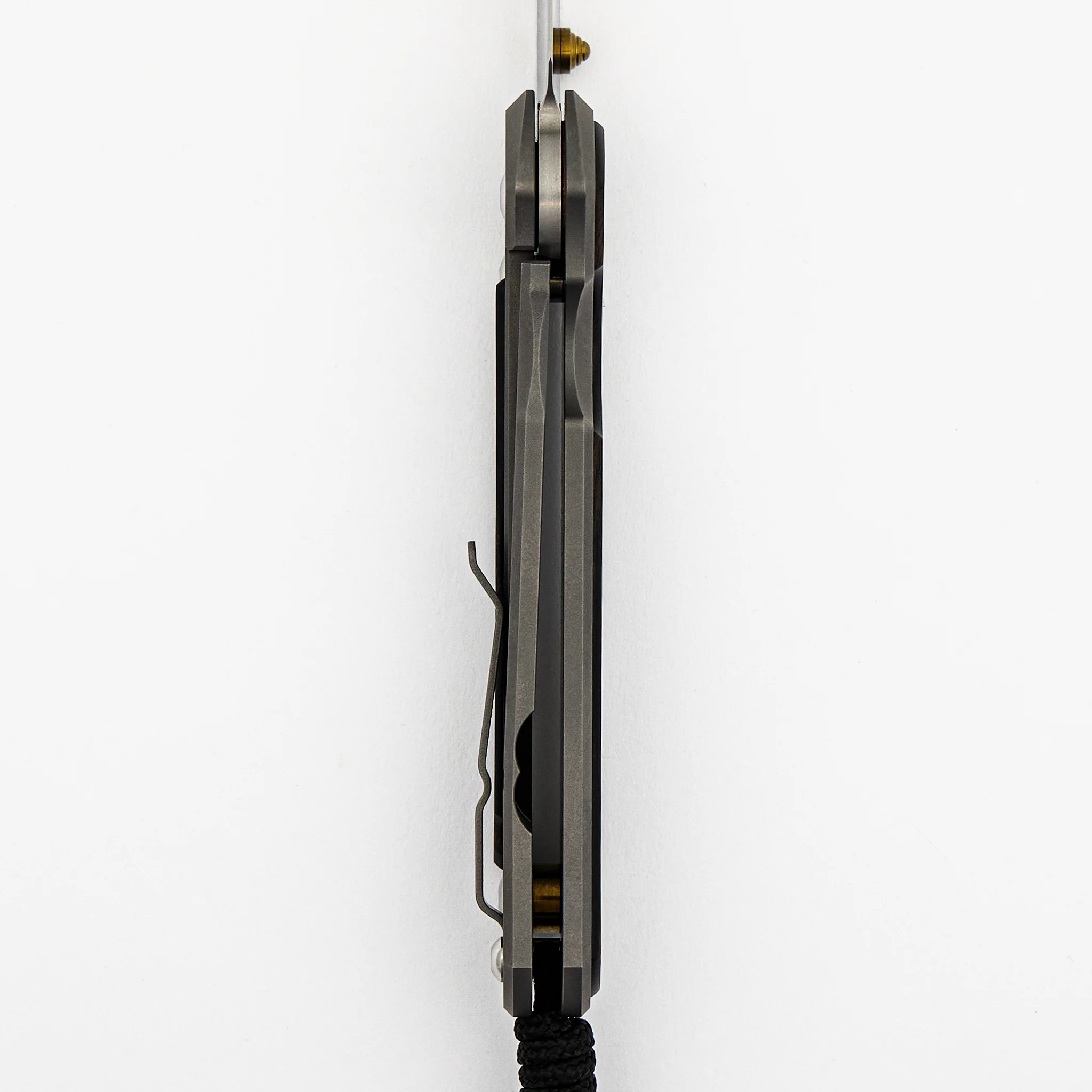 Large Sebenza 31 - Macassar Ebony Inlay - Tanto CPM MagnaCut Blade - Gold Single Thumb Lug - Image 6