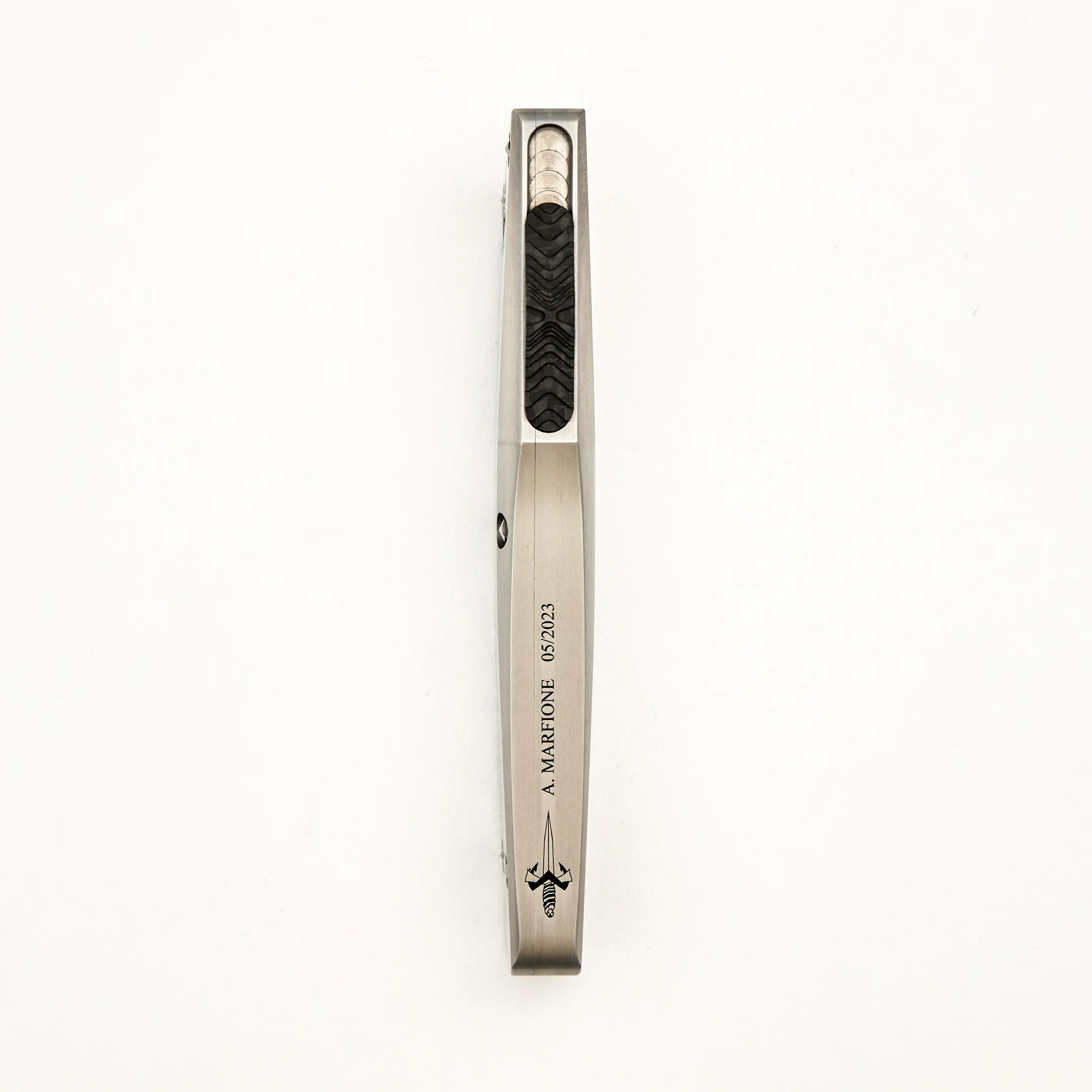 Marfione Custom Knives Combat Troodon - D/E Mirror Polish - Satin Finish Stainless Steel Handle W/ Carbon Fiber Button - Image 5