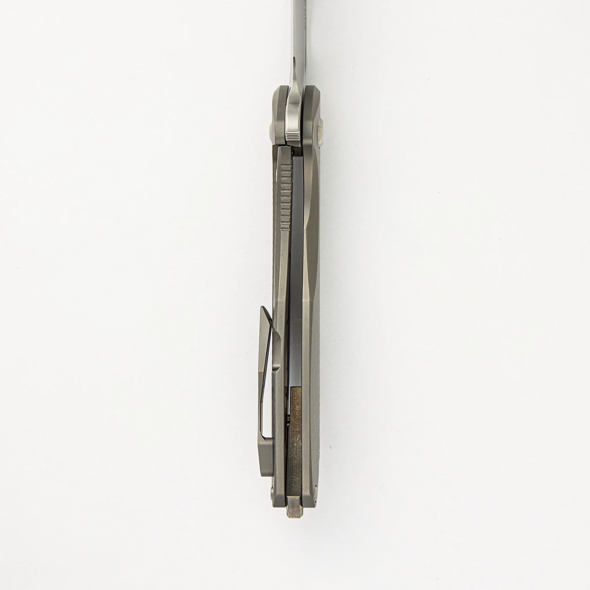 Mini Arius - Corda Titanium Handle - Silver Hardware - Burnished W/ Polished Flats M390 Blade - Image 6