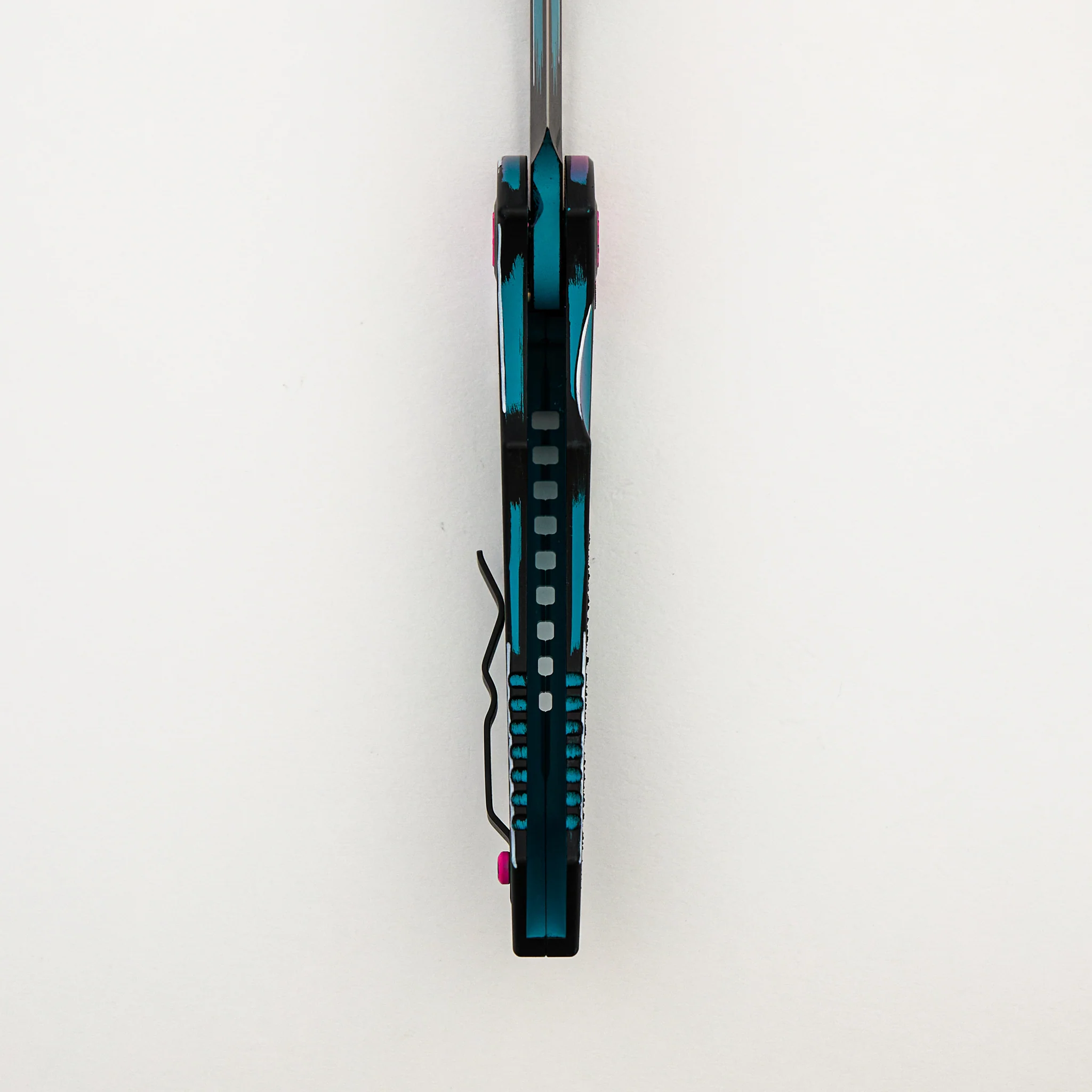 Pariah Manual - Tanto - Miami Vice - CEL Shading - Image 6