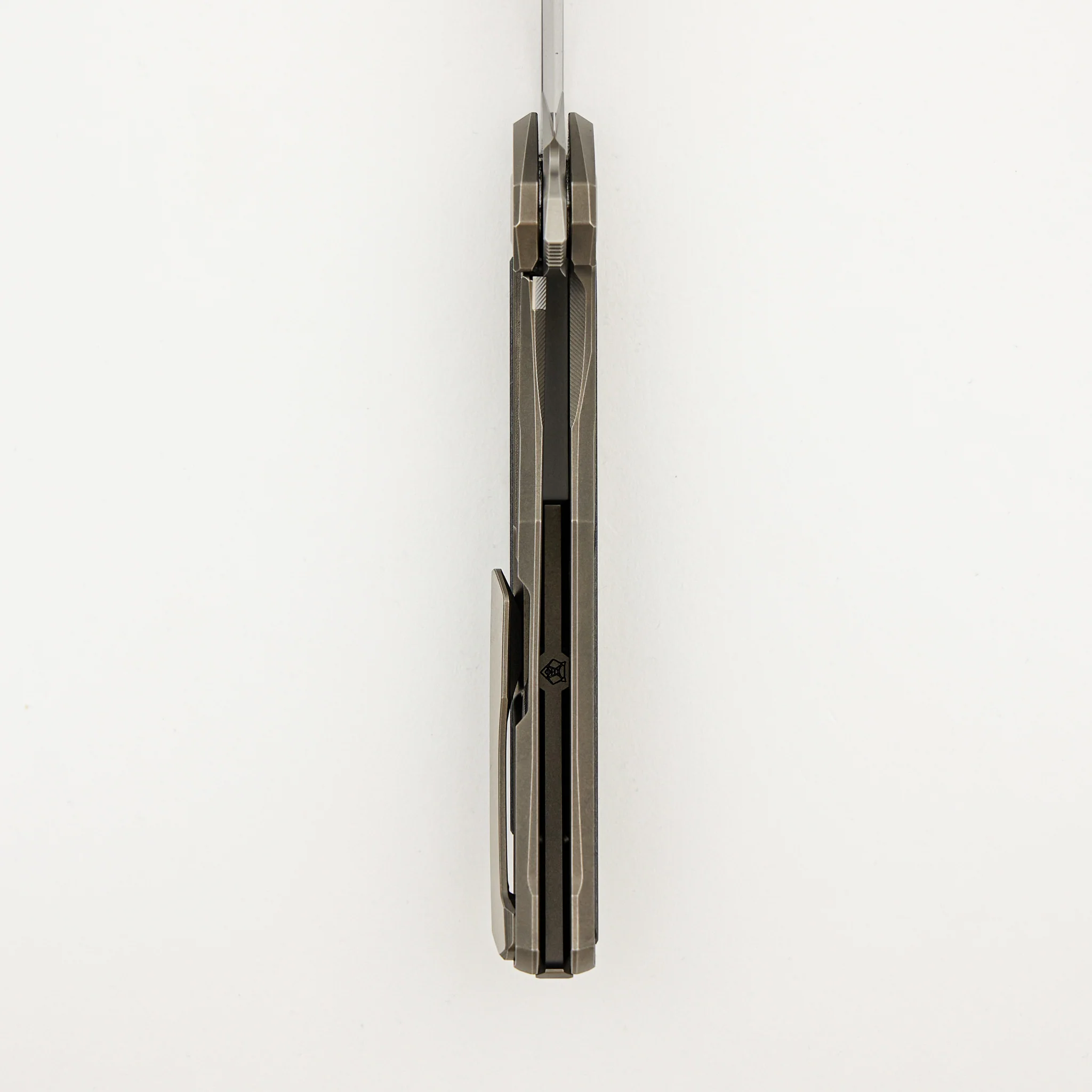 Quantum WKM - Titanium/White CarboTi Handle - S90V Blade - SRRBS - Image 6