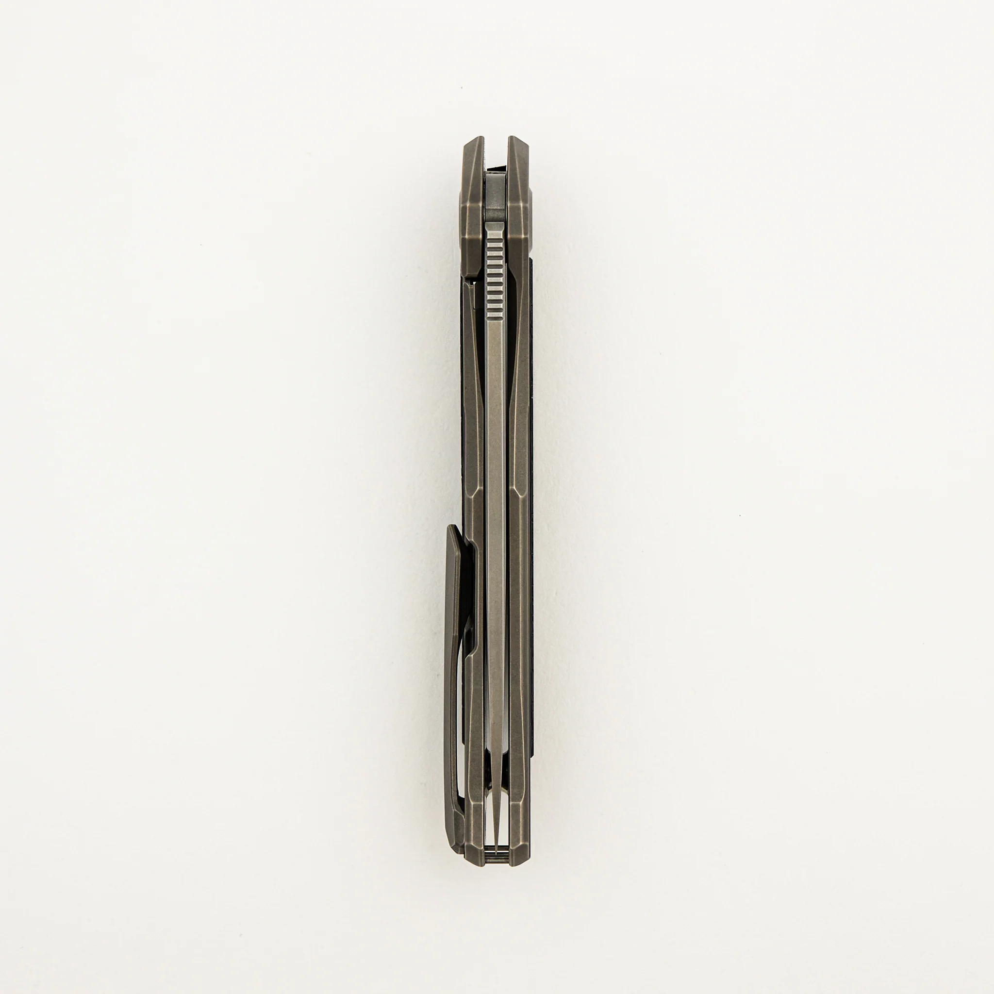 "R1 Edition" Ursus Quantum NL - Cromax PM Blade - Titanium Handle - R1 Pattern Carbon Fiber Inlay - MRBS - Image 5