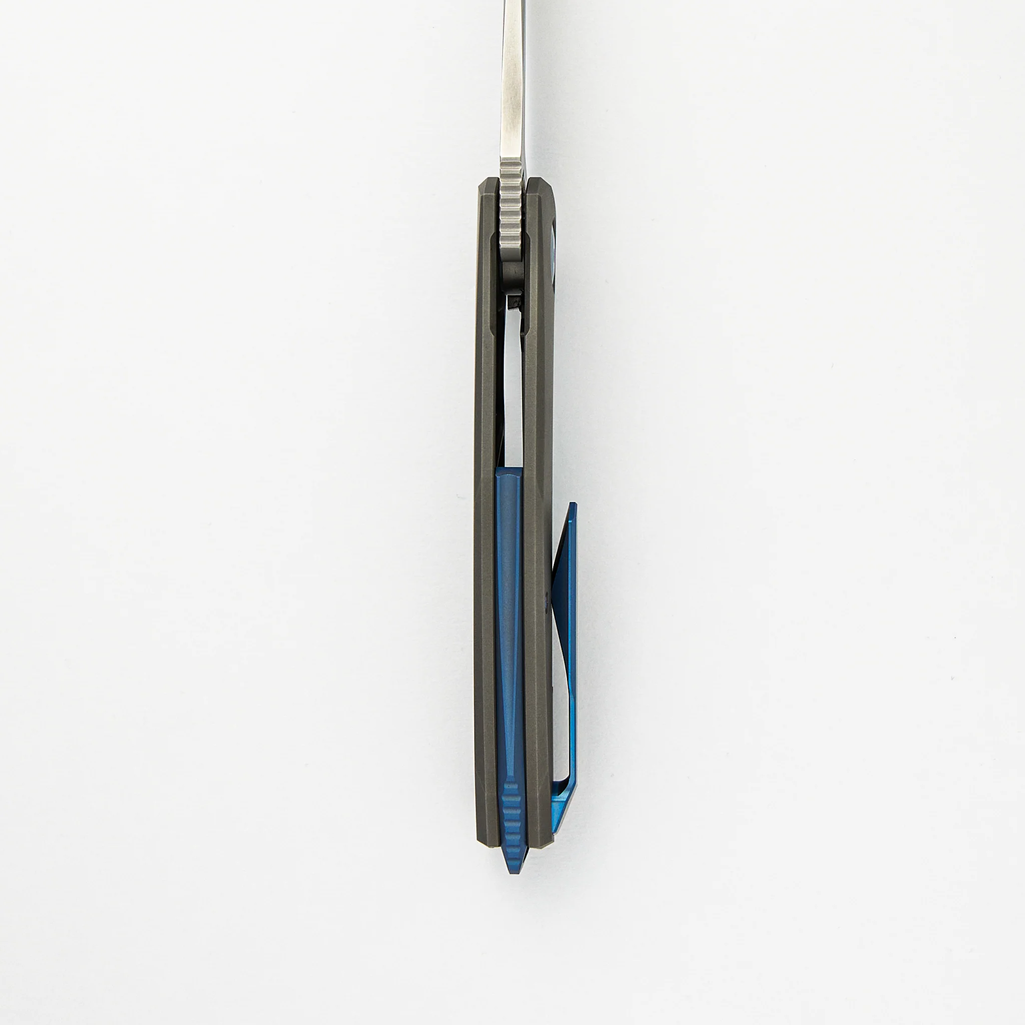 Adzin Flipper – Blasted W- Satin Flats M390 Blade – Blasted Titanium Handle W- Blue Accents - Image 7