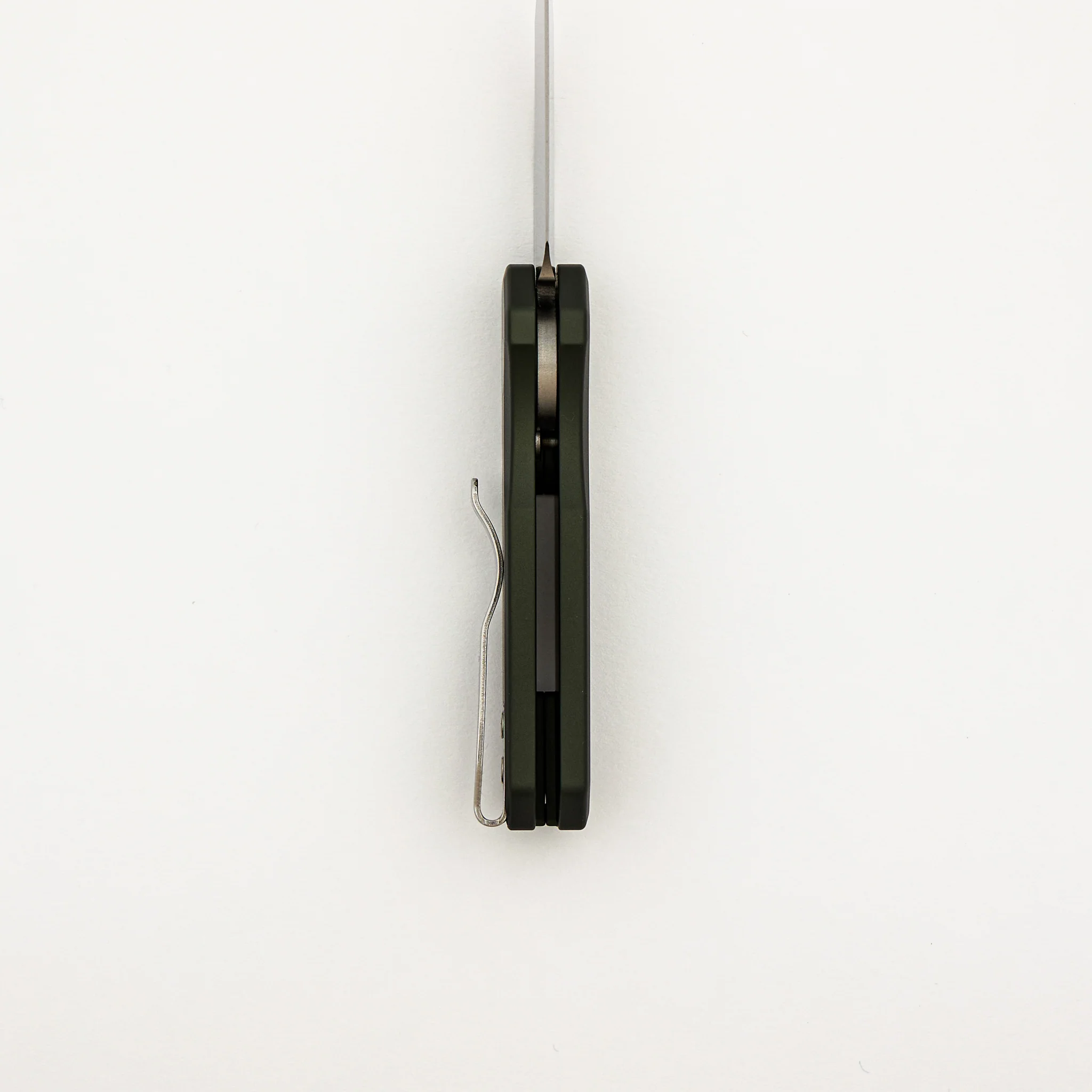 Runt 5 - R5300-LTD Green - Smooth Green Handle - Machine Satin MagnaCut Wharncliffe Blade - Pearl Button - Image 6