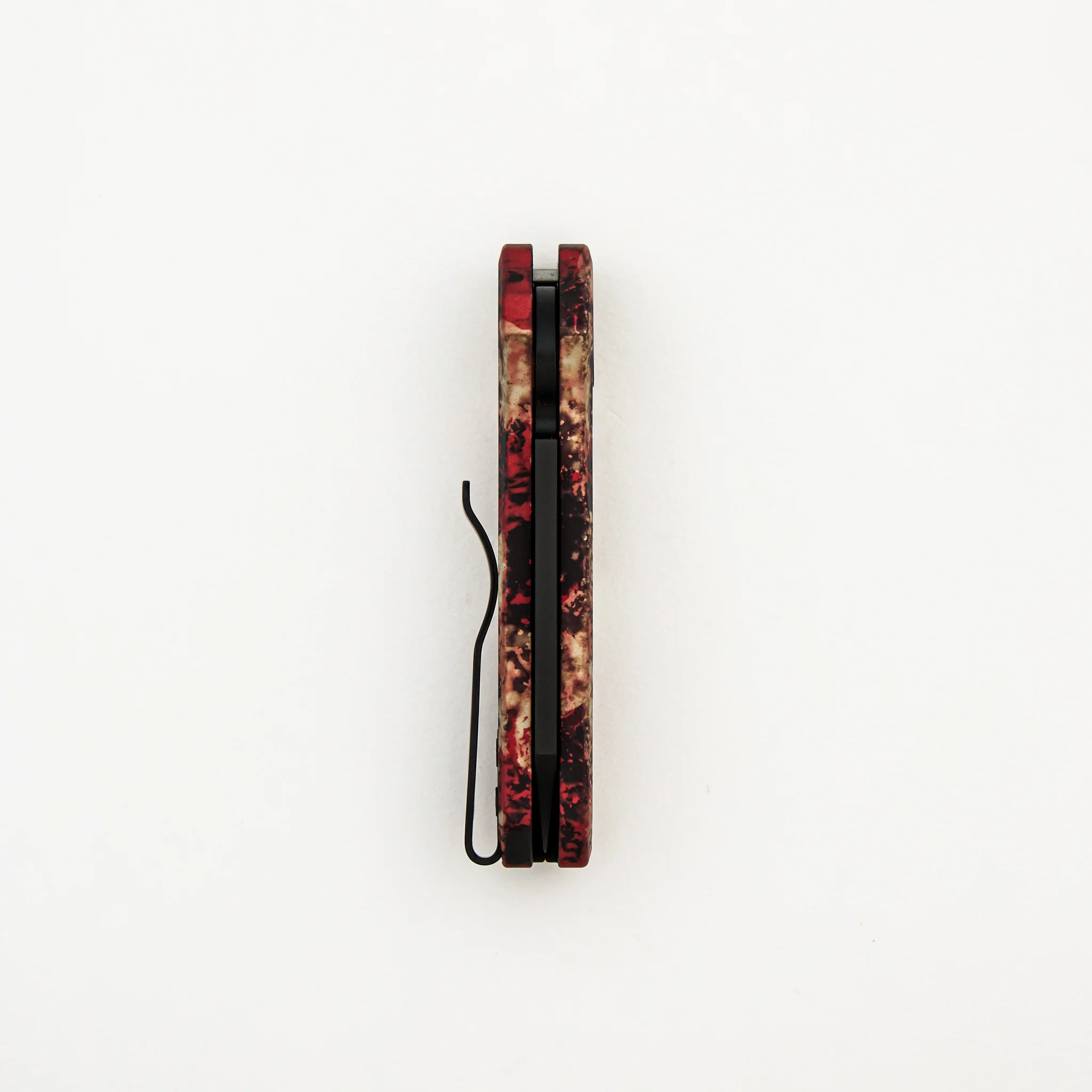 Runt 5 – R5403-CTC - "Crimson Tiger Camo" Anodized Handle - DLC Black MagnaCut Reverse Tanto Blade - Black Lip Pearl Button - Image 5