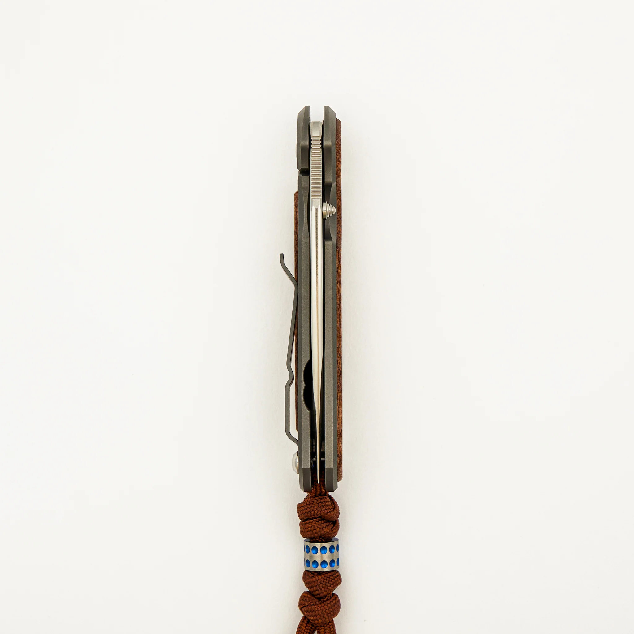 Small Sebenza 31 Annual 2023 - Sapele Mahogany Inlay - Polished Drop Point CPM MagnaCut Blade - Silver Single Thumb Lug - Image 5