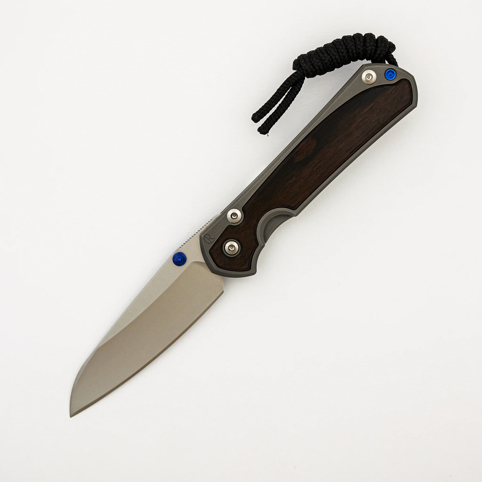 Small Sebenza 31 - Macassar Ebony Inlay - Insingo CPM MagnaCut Blade - Blue Double Thumb Lugs - Image 15
