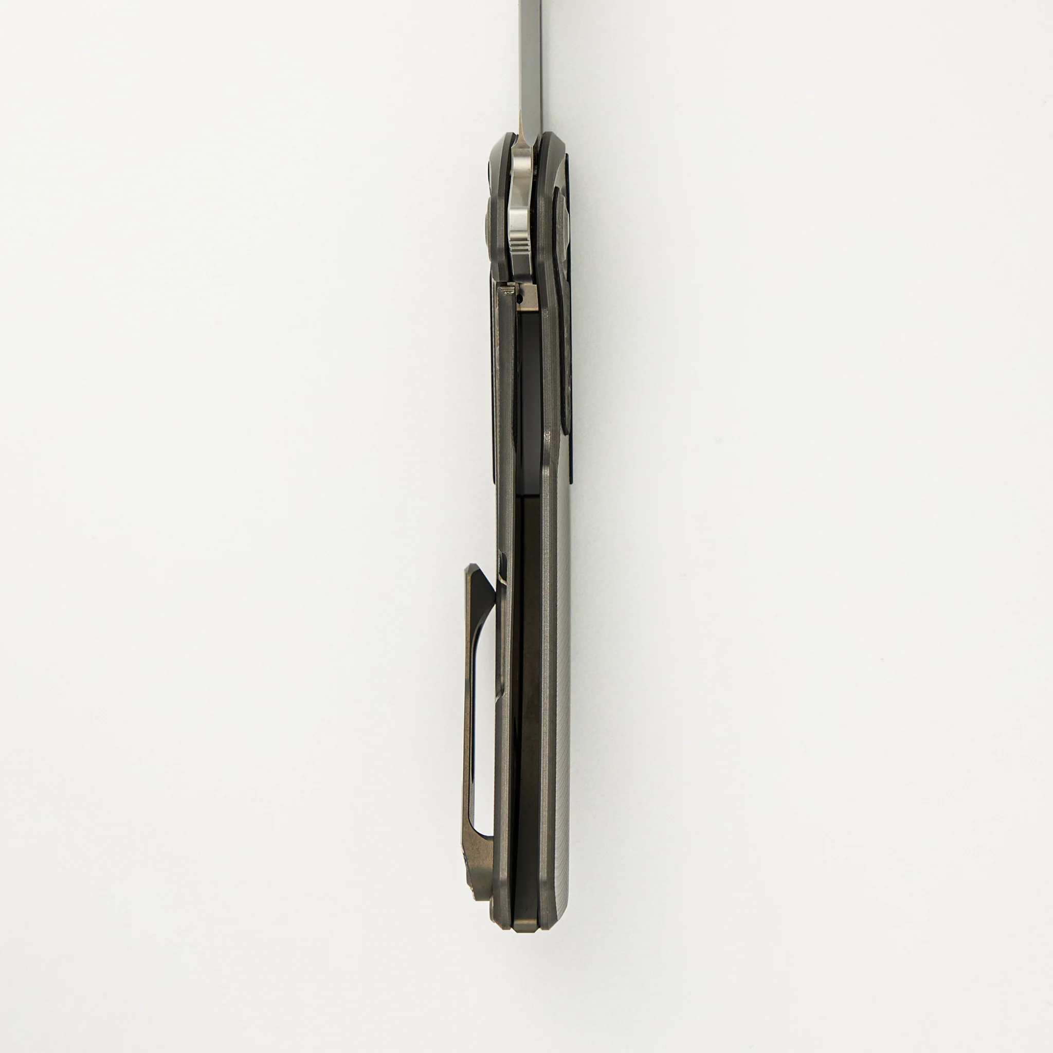 Archer - Titanium/Bronze TechnoCarbo Textured Handle - MagnaCut Blade - Image 6