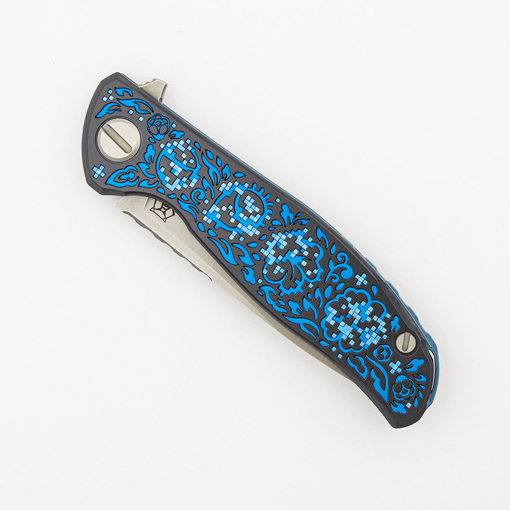 Shirogorov Knives / Ti2 Design F95 Black Hula "Blue Pixelated Flower" - M390 Blade - MRBS - Completed - Image 4