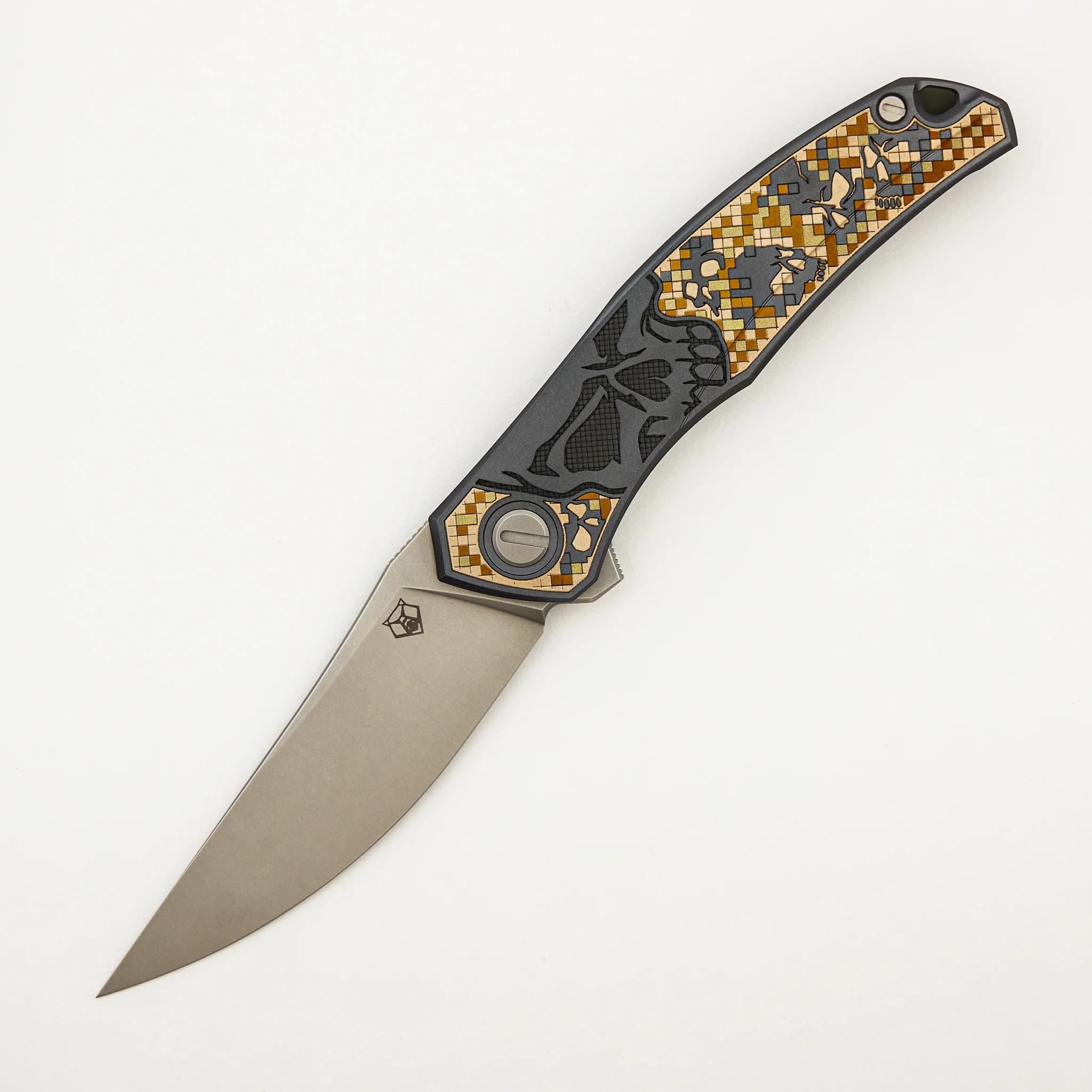 Ti2 Design Finish Quantum Black Hula/Bronze Lazano “Pixelated Skull” – Cromax PM Blade – MRBS - Completed - Image 2